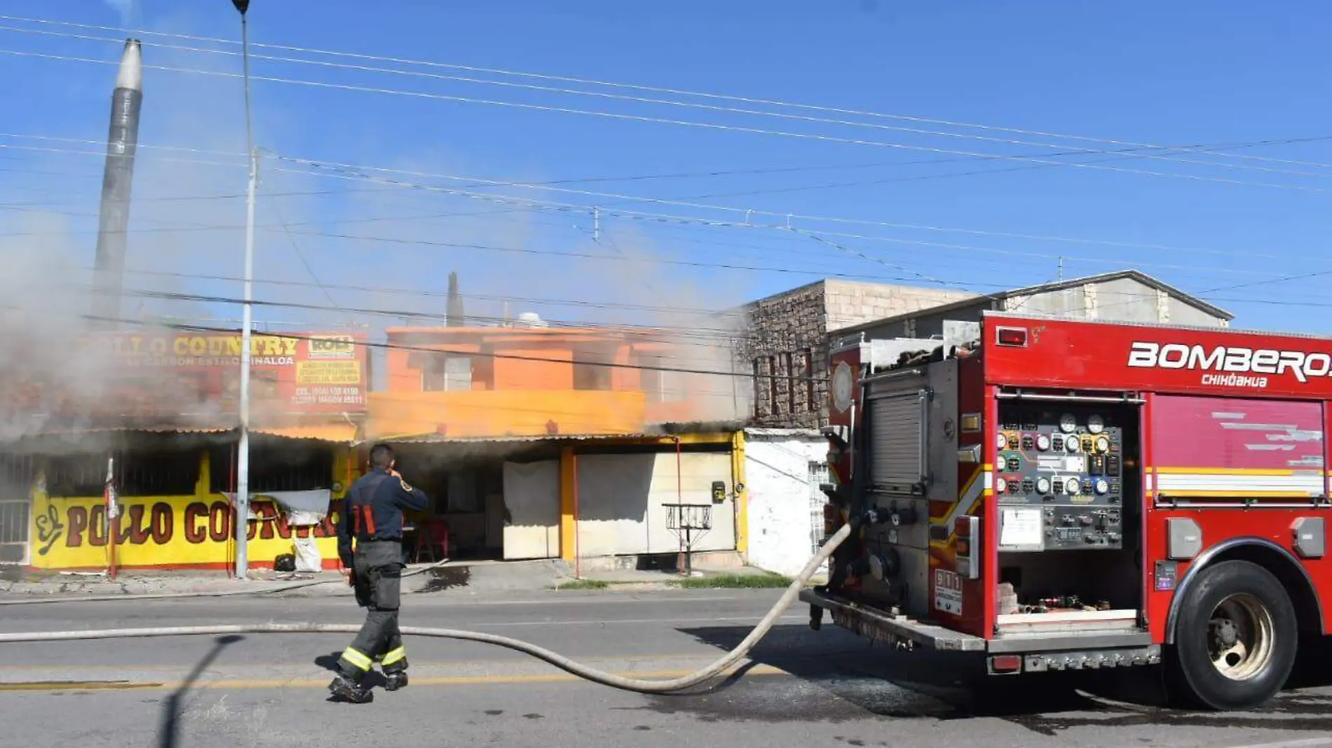 movilización incendio pollo country